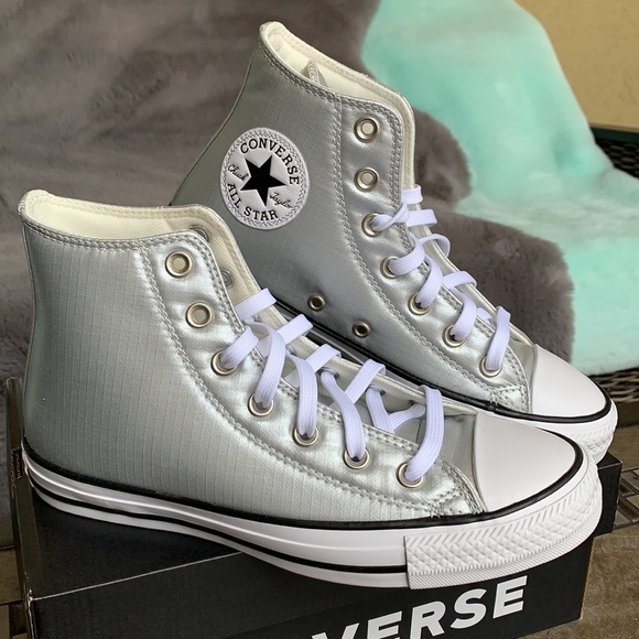CONVERSE CTAS HI SILVER/WHITE/BLACK WMNS - Picture 9 of 16